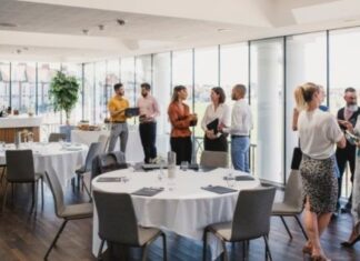 Top Tips For Hosting a Successful Corporate Event