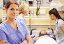 what is the role of a physician assistant in the emergency room