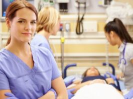 what is the role of a physician assistant in the emergency room