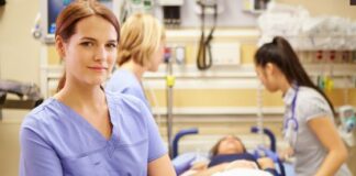 what is the role of a physician assistant in the emergency room